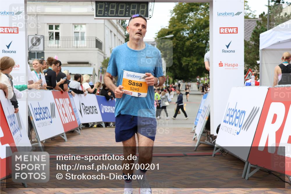 31.08.2025 - 21. Blankeneser Heldenlauf Strokosch-Dieckow http://msf.ph/oto/8700201 31.08.2025 12:52:21 Ziel 5240 meine-sportfotos.de