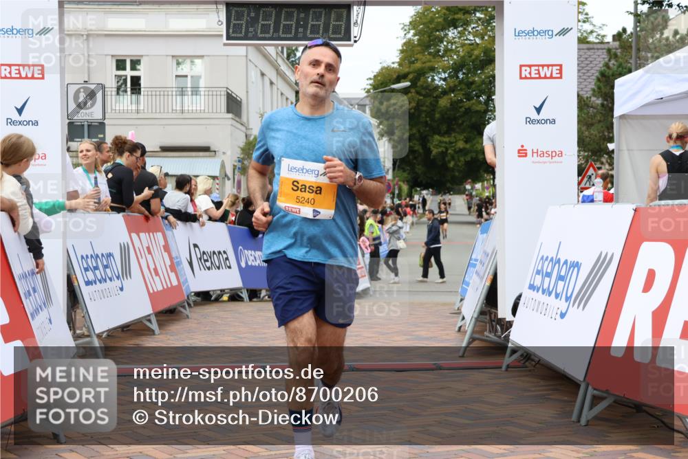 31.08.2025 - 21. Blankeneser Heldenlauf Strokosch-Dieckow http://msf.ph/oto/8700206 31.08.2025 12:52:21 Ziel 5240 meine-sportfotos.de