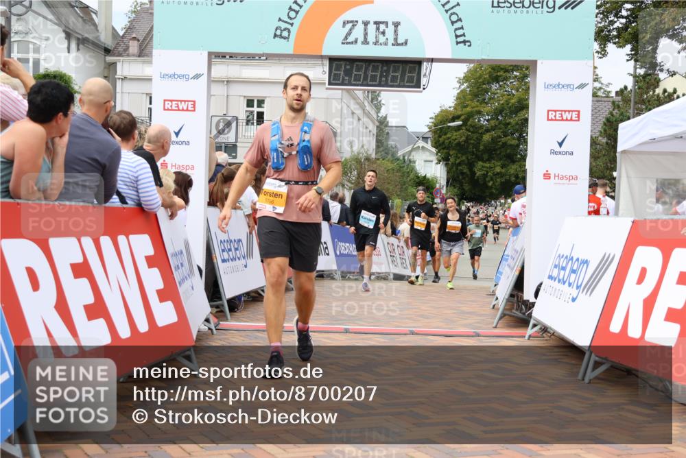 31.08.2025 - 21. Blankeneser Heldenlauf Strokosch-Dieckow http://msf.ph/oto/8700207 31.08.2025 12:40:00 Ziel 5838, 5756, 5538, 5528, 4378 meine-sportfotos.de