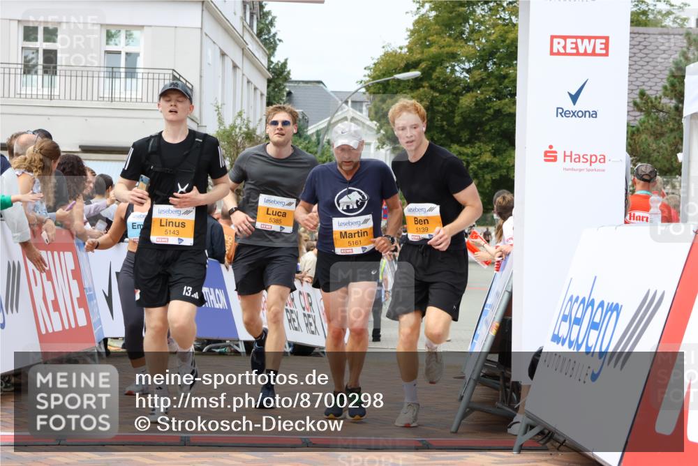31.08.2025 - 21. Blankeneser Heldenlauf Strokosch-Dieckow http://msf.ph/oto/8700298 31.08.2025 12:39:21 Ziel 5385, 5143, 5139, 5161, 4194 meine-sportfotos.de
