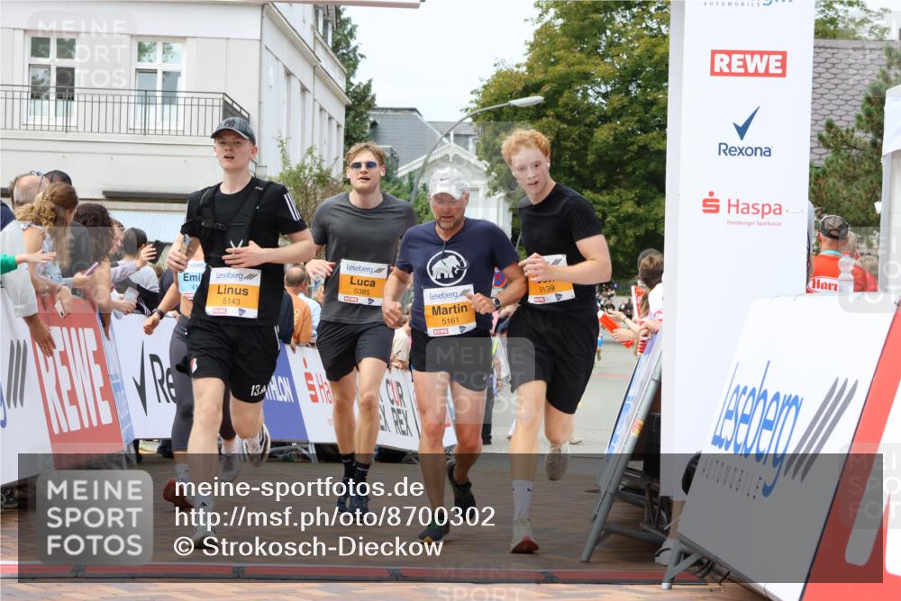 31.08.2025 - 21. Blankeneser Heldenlauf Strokosch-Dieckow http://msf.ph/oto/8700302 31.08.2025 12:39:21 Ziel 5385, 5143, 5139, 5161, 4194 meine-sportfotos.de