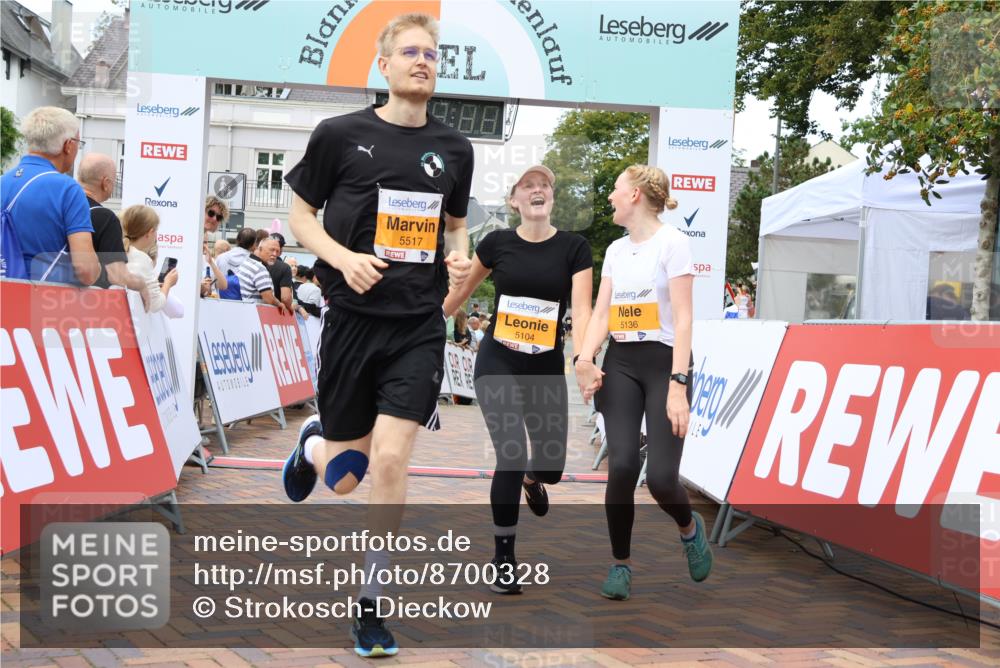 31.08.2025 - 21. Blankeneser Heldenlauf Strokosch-Dieckow http://msf.ph/oto/8700328 31.08.2025 12:51:43 Ziel 5104, 5136, 5007, 5034, 5518, 5517 meine-sportfotos.de