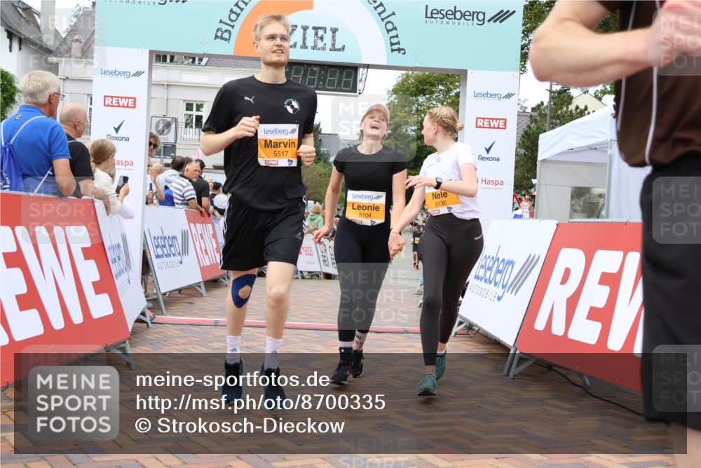 31.08.2025 - 21. Blankeneser Heldenlauf Strokosch-Dieckow http://msf.ph/oto/8700335 31.08.2025 12:51:43 Ziel 5104, 5136, 5007, 5034, 5518, 5517 meine-sportfotos.de