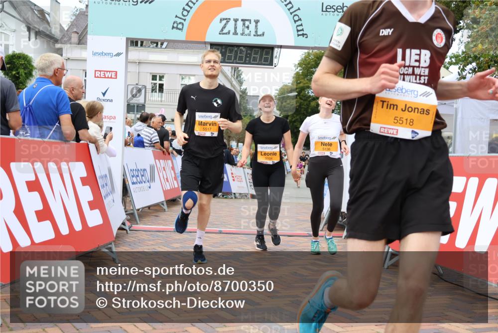 31.08.2025 - 21. Blankeneser Heldenlauf Strokosch-Dieckow http://msf.ph/oto/8700350 31.08.2025 12:51:42 Ziel 5104, 5136, 5007, 5034, 5518, 5517 meine-sportfotos.de