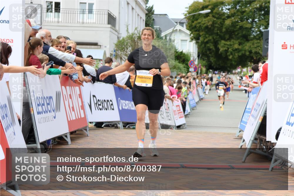 31.08.2025 - 21. Blankeneser Heldenlauf Strokosch-Dieckow http://msf.ph/oto/8700387 31.08.2025 12:38:39 Ziel 5153 meine-sportfotos.de