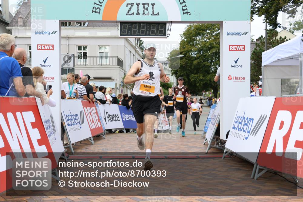 31.08.2025 - 21. Blankeneser Heldenlauf Strokosch-Dieckow http://msf.ph/oto/8700393 31.08.2025 12:51:38 Ziel 5104, 5136, 5141, 5007, 5034, 5518, 5517 meine-sportfotos.de