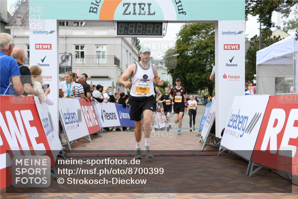 31.08.2025 - 21. Blankeneser Heldenlauf Strokosch-Dieckow http://msf.ph/oto/8700399 31.08.2025 12:51:37 Ziel 5141, 5007, 5034, 5518 meine-sportfotos.de