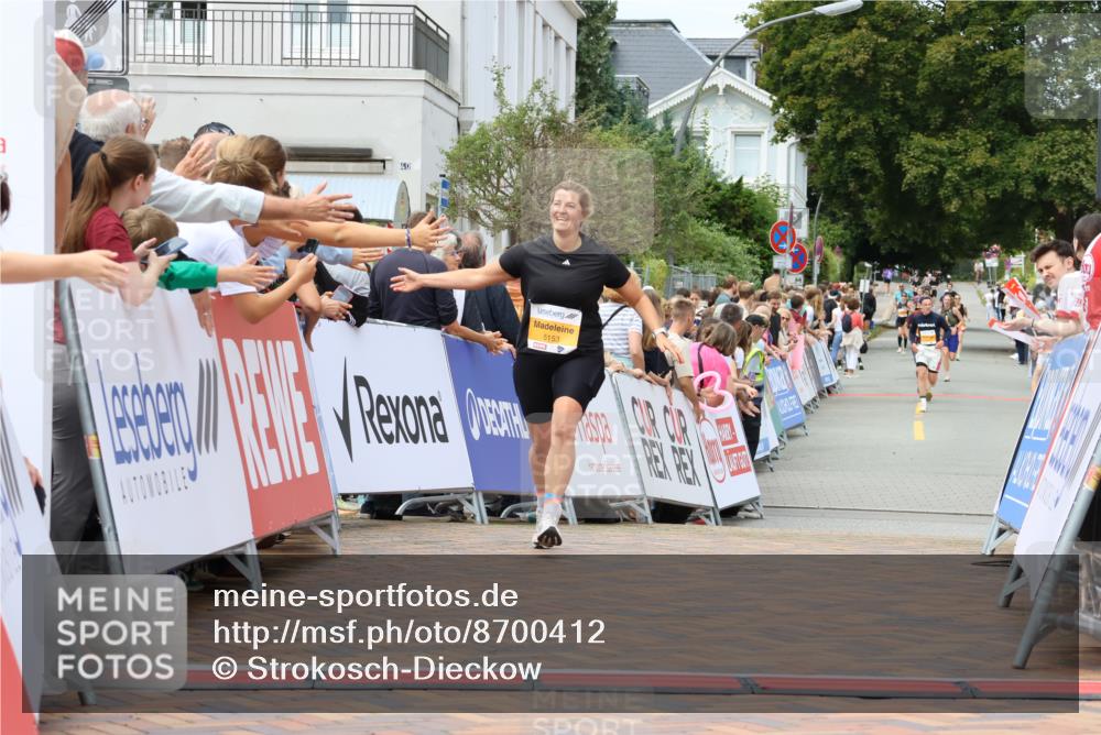 31.08.2025 - 21. Blankeneser Heldenlauf Strokosch-Dieckow http://msf.ph/oto/8700412 31.08.2025 12:38:37 Ziel 5153 meine-sportfotos.de