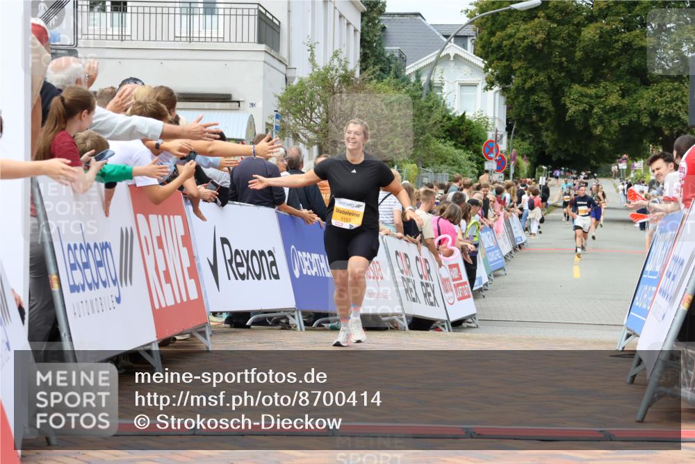 31.08.2025 - 21. Blankeneser Heldenlauf Strokosch-Dieckow http://msf.ph/oto/8700414 31.08.2025 12:38:37 Ziel 5153 meine-sportfotos.de