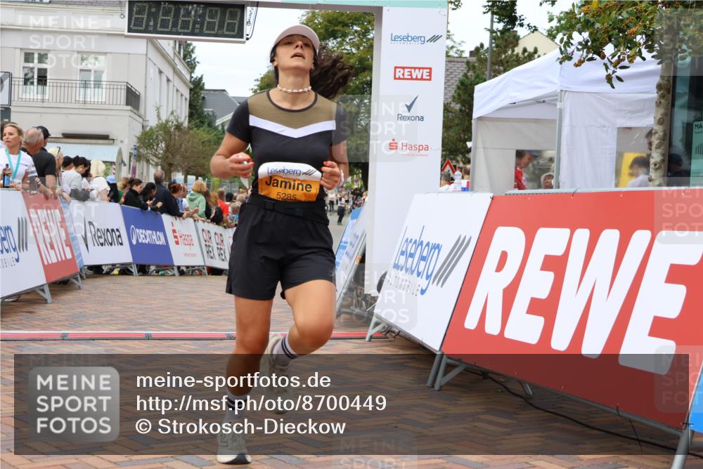 31.08.2025 - 21. Blankeneser Heldenlauf Strokosch-Dieckow http://msf.ph/oto/8700449 31.08.2025 12:51:19 Ziel 5285, 5830 meine-sportfotos.de