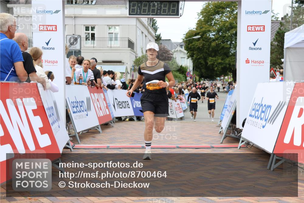 31.08.2025 - 21. Blankeneser Heldenlauf Strokosch-Dieckow http://msf.ph/oto/8700464 31.08.2025 12:51:18 Ziel 5285, 5830 meine-sportfotos.de