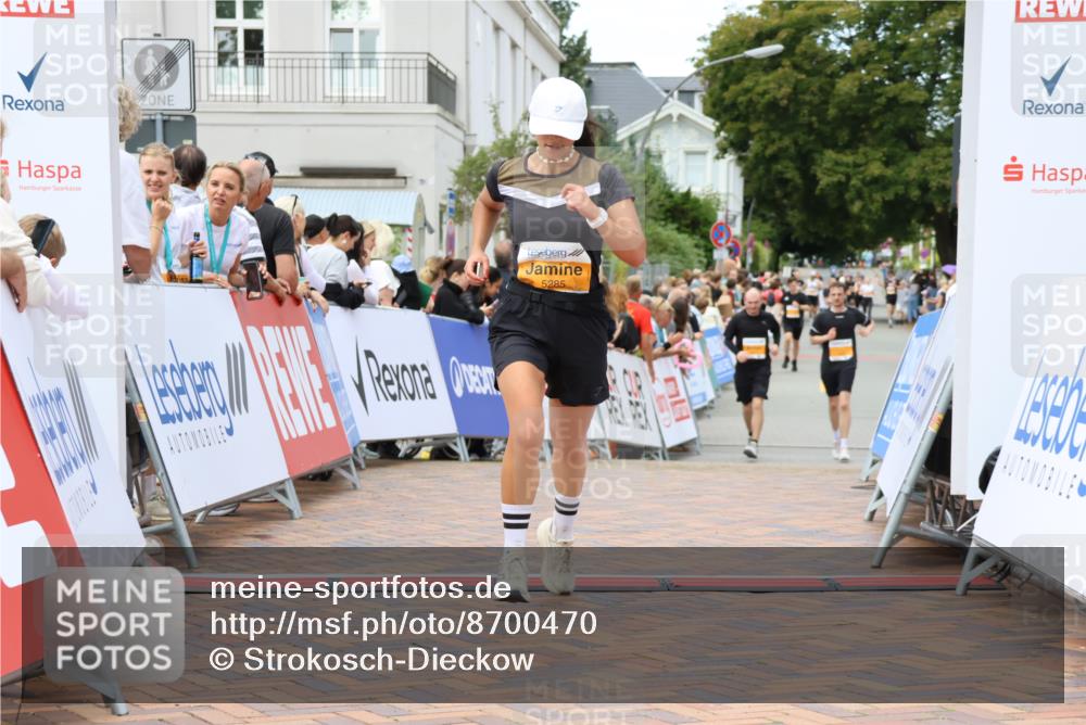 31.08.2025 - 21. Blankeneser Heldenlauf Strokosch-Dieckow http://msf.ph/oto/8700470 31.08.2025 12:51:18 Ziel 5285, 5830 meine-sportfotos.de