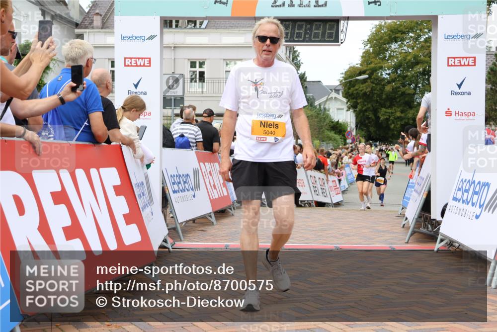 31.08.2025 - 21. Blankeneser Heldenlauf Strokosch-Dieckow http://msf.ph/oto/8700575 31.08.2025 12:50:51 Ziel 5040, 5344, 5425, 5629 meine-sportfotos.de