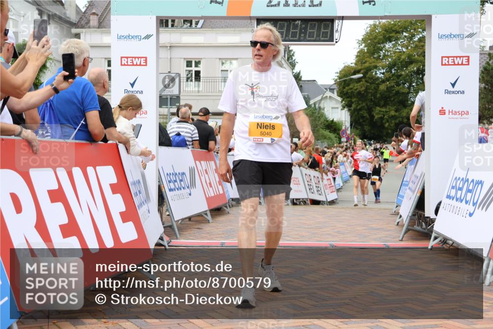 31.08.2025 - 21. Blankeneser Heldenlauf Strokosch-Dieckow http://msf.ph/oto/8700579 31.08.2025 12:50:51 Ziel 5040, 5344, 5425, 5629 meine-sportfotos.de
