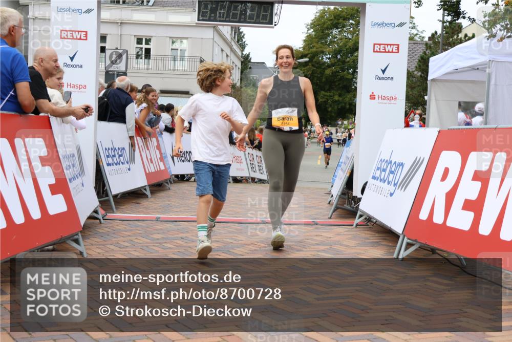 31.08.2025 - 21. Blankeneser Heldenlauf Strokosch-Dieckow http://msf.ph/oto/8700728 31.08.2025 12:50:07 Ziel 5154 meine-sportfotos.de