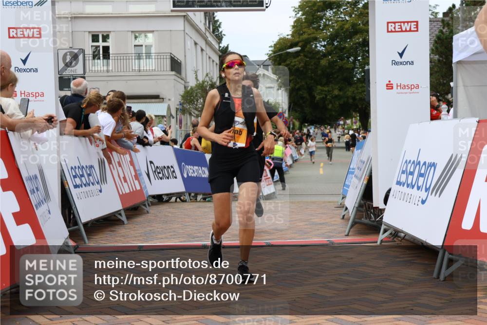 31.08.2025 - 21. Blankeneser Heldenlauf Strokosch-Dieckow http://msf.ph/oto/8700771 31.08.2025 12:49:54 Ziel 5236, 5070, 5422 meine-sportfotos.de