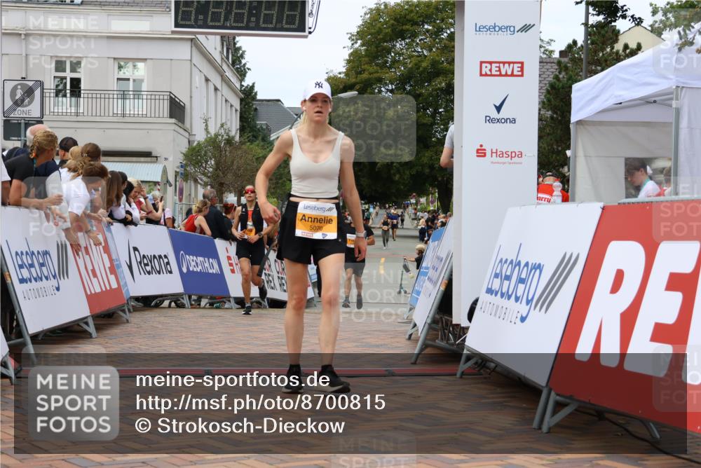 31.08.2025 - 21. Blankeneser Heldenlauf Strokosch-Dieckow http://msf.ph/oto/8700815 31.08.2025 12:49:50 Ziel 5027, 5070, 5422 meine-sportfotos.de