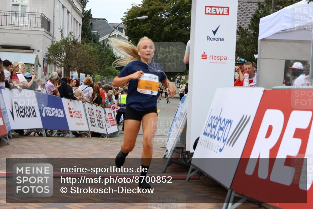 31.08.2025 - 21. Blankeneser Heldenlauf Strokosch-Dieckow http://msf.ph/oto/8700852 31.08.2025 12:49:30 Ziel 5833 meine-sportfotos.de