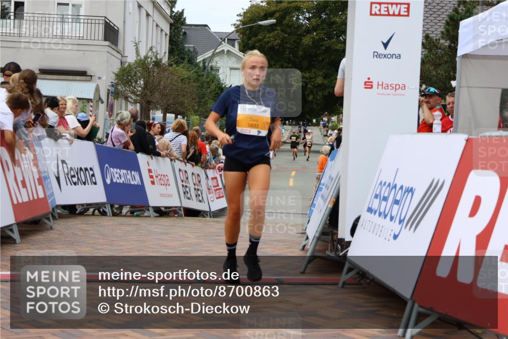 31.08.2025 - 21. Blankeneser Heldenlauf Strokosch-Dieckow http://msf.ph/oto/8700863 31.08.2025 12:49:29 Ziel 5833 meine-sportfotos.de