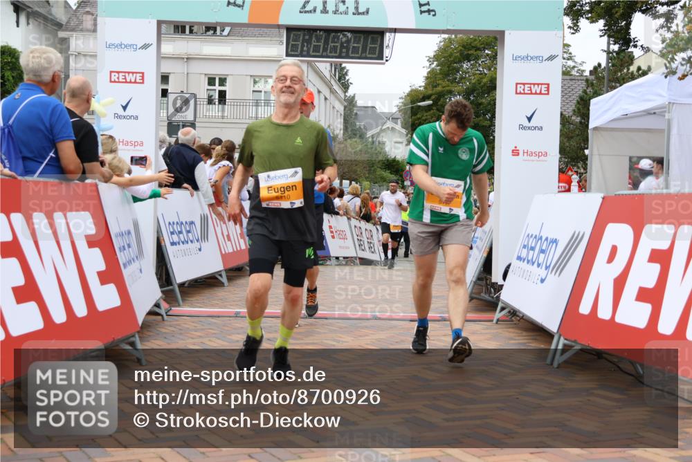 31.08.2025 - 21. Blankeneser Heldenlauf Strokosch-Dieckow http://msf.ph/oto/8700926 31.08.2025 12:49:09 Ziel 5071, 5271, 5737, 5117, 5110 meine-sportfotos.de