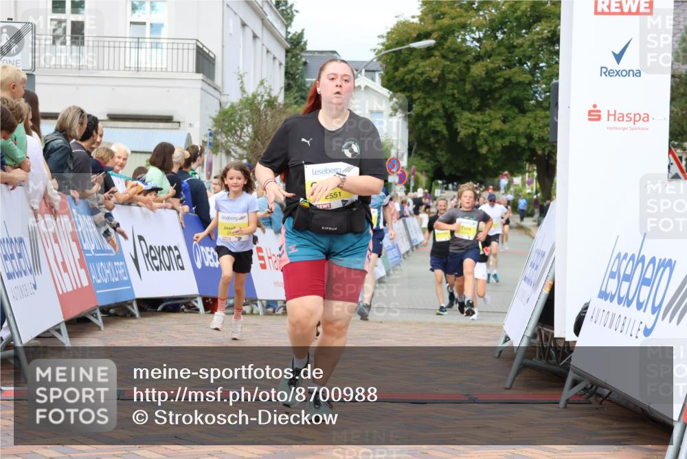 31.08.2025 - 21. Blankeneser Heldenlauf Strokosch-Dieckow http://msf.ph/oto/8700988 31.08.2025 10:31:20 Ziel 2551, 2776, 2307, 2649, 2647, 2399, 2103, 2274 meine-sportfotos.de
