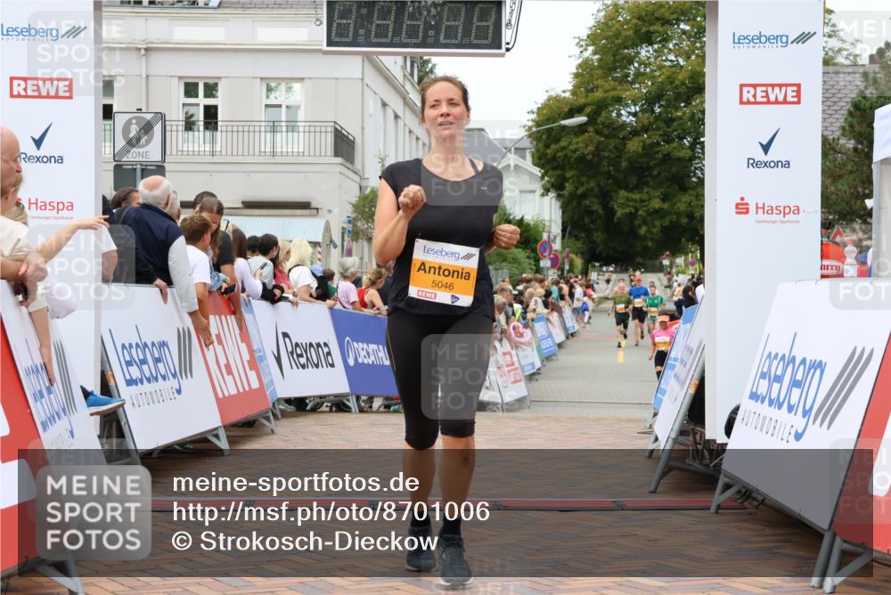 31.08.2025 - 21. Blankeneser Heldenlauf Strokosch-Dieckow http://msf.ph/oto/8701006 31.08.2025 12:48:56 Ziel 5182, 5183, 5097, 5046 meine-sportfotos.de