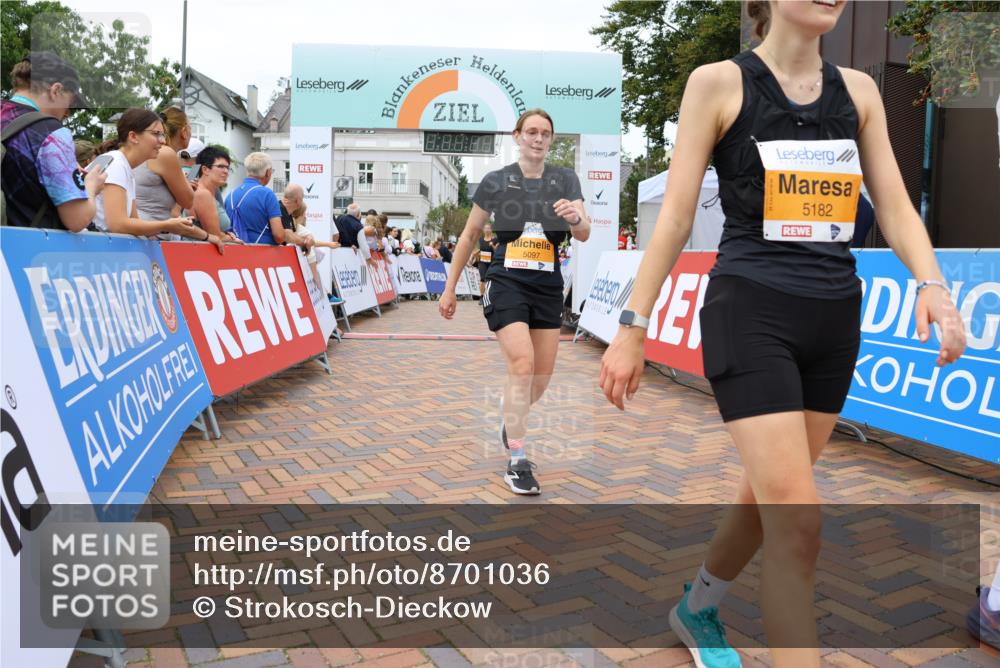 31.08.2025 - 21. Blankeneser Heldenlauf Strokosch-Dieckow http://msf.ph/oto/8701036 31.08.2025 12:48:53 Ziel 5182, 5183, 5097, 5046, 5552 meine-sportfotos.de