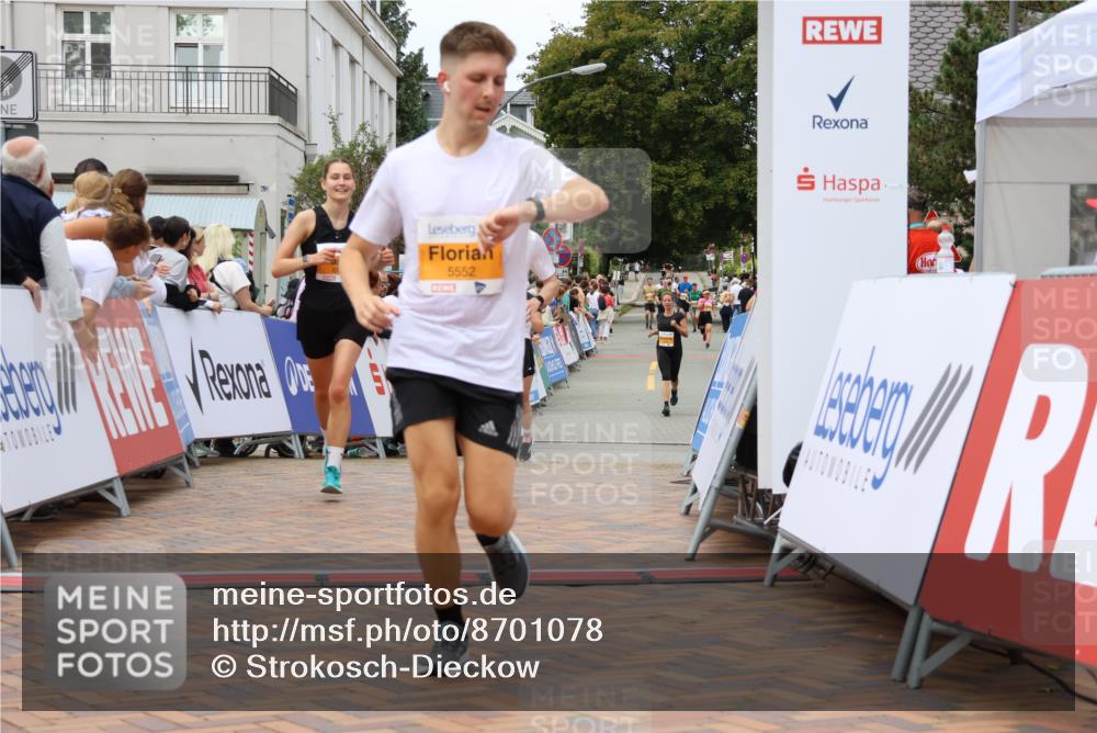 31.08.2025 - 21. Blankeneser Heldenlauf Strokosch-Dieckow http://msf.ph/oto/8701078 31.08.2025 12:48:46 Ziel 5074, 5182, 5183, 5097, 5789, 5417, 5552 meine-sportfotos.de