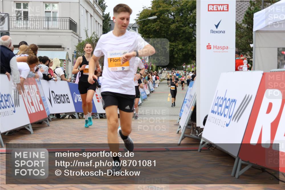 31.08.2025 - 21. Blankeneser Heldenlauf Strokosch-Dieckow http://msf.ph/oto/8701081 31.08.2025 12:48:46 Ziel 5074, 5182, 5183, 5097, 5789, 5417, 5552 meine-sportfotos.de