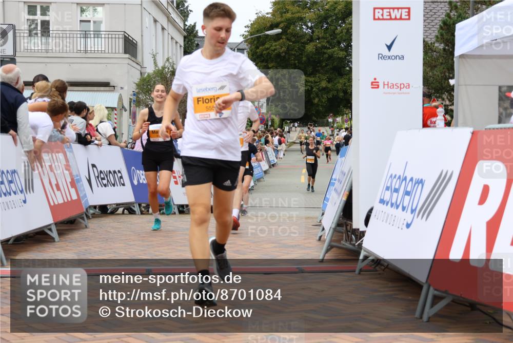 31.08.2025 - 21. Blankeneser Heldenlauf Strokosch-Dieckow http://msf.ph/oto/8701084 31.08.2025 12:48:46 Ziel 5074, 5182, 5183, 5097, 5789, 5417, 5552 meine-sportfotos.de