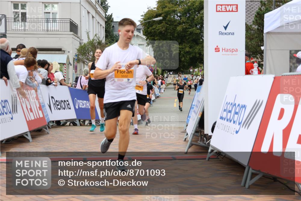 31.08.2025 - 21. Blankeneser Heldenlauf Strokosch-Dieckow http://msf.ph/oto/8701093 31.08.2025 12:48:46 Ziel 5074, 5182, 5183, 5097, 5789, 5417, 5552 meine-sportfotos.de
