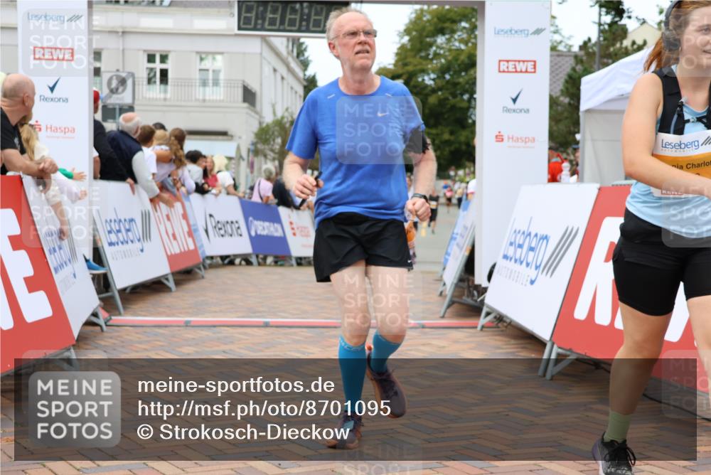 31.08.2025 - 21. Blankeneser Heldenlauf Strokosch-Dieckow http://msf.ph/oto/8701095 31.08.2025 12:48:44 Ziel 5074, 5182, 5183, 5789, 5417, 5552 meine-sportfotos.de