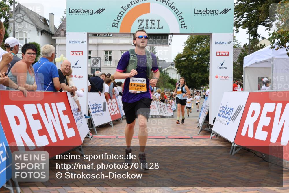 31.08.2025 - 21. Blankeneser Heldenlauf Strokosch-Dieckow http://msf.ph/oto/8701128 31.08.2025 12:48:40 Ziel 5074, 5789, 5417, 4318 meine-sportfotos.de