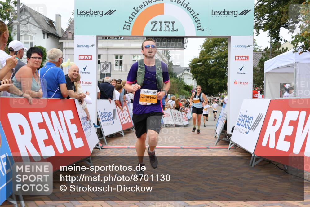 31.08.2025 - 21. Blankeneser Heldenlauf Strokosch-Dieckow http://msf.ph/oto/8701130 31.08.2025 12:48:40 Ziel 5074, 5789, 5417, 4318 meine-sportfotos.de