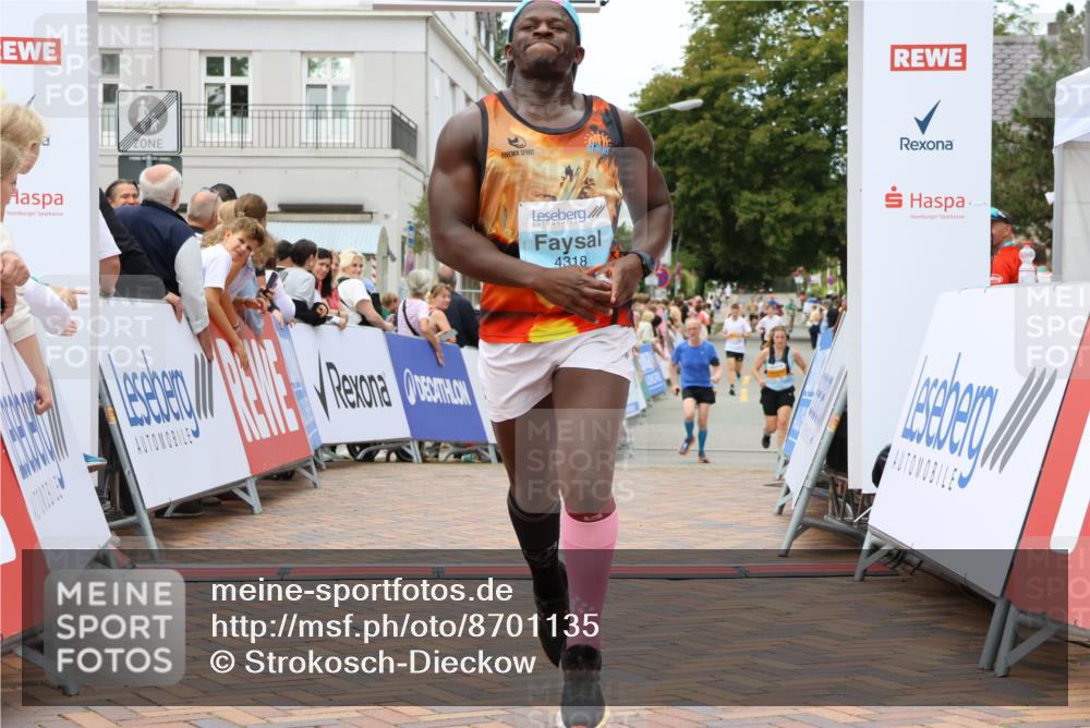 31.08.2025 - 21. Blankeneser Heldenlauf Strokosch-Dieckow http://msf.ph/oto/8701135 31.08.2025 12:48:35 Ziel 5417, 4318 meine-sportfotos.de