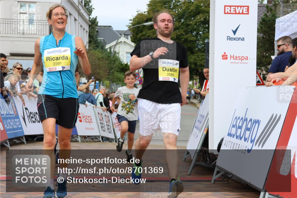 31.08.2025 - 21. Blankeneser Heldenlauf Strokosch-Dieckow http://msf.ph/oto/8701369 31.08.2025 10:29:09 Ziel 2246, 2035, 2457, 2212, 2230, 2391, 2091, 2089 meine-sportfotos.de