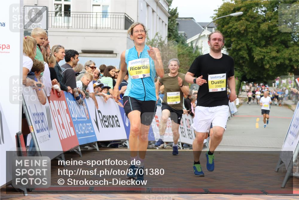 31.08.2025 - 21. Blankeneser Heldenlauf Strokosch-Dieckow http://msf.ph/oto/8701380 31.08.2025 10:29:08 Ziel 2246, 2035, 2457, 2212, 2230, 2391, 2091, 2089 meine-sportfotos.de