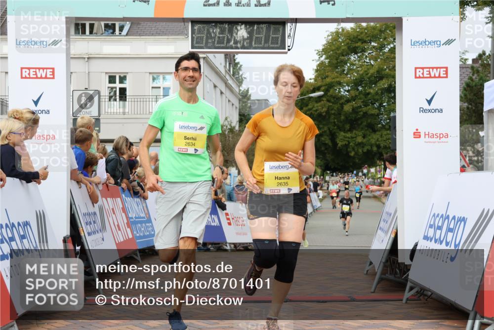 31.08.2025 - 21. Blankeneser Heldenlauf Strokosch-Dieckow http://msf.ph/oto/8701401 31.08.2025 10:33:43 Ziel 2652, 2409, 2635, 2634, 2530, 2542 meine-sportfotos.de