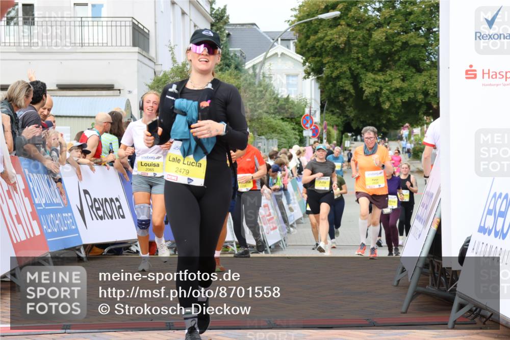 31.08.2025 - 21. Blankeneser Heldenlauf Strokosch-Dieckow http://msf.ph/oto/8701558 31.08.2025 10:32:48 Ziel 2681, 2680, 2404, 2405, 2323, 2065, 2621, 2628, 2479, 2234 meine-sportfotos.de