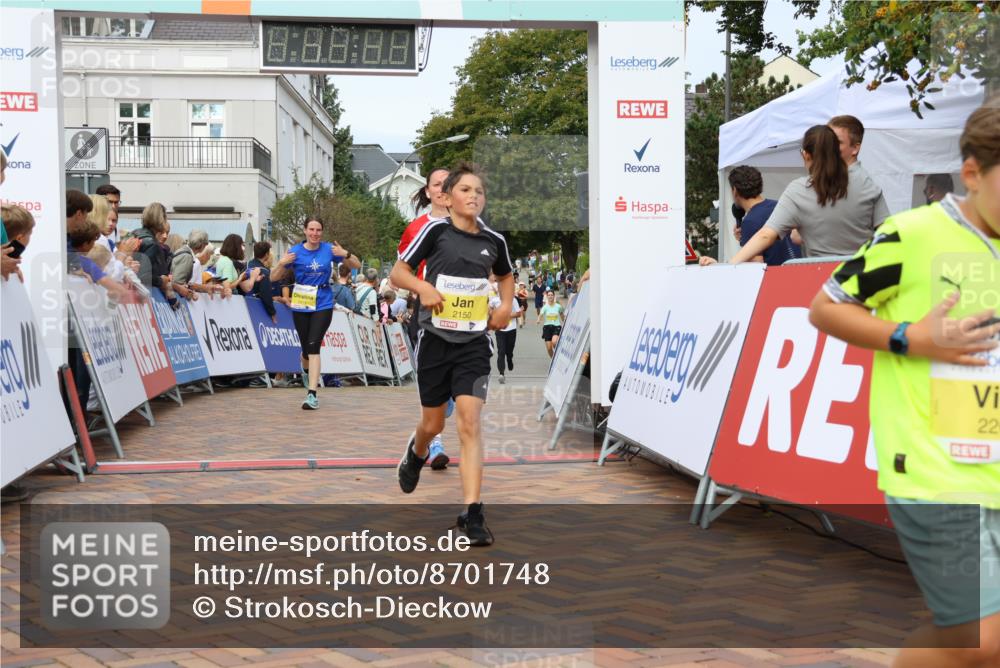 31.08.2025 - 21. Blankeneser Heldenlauf Strokosch-Dieckow http://msf.ph/oto/8701748 31.08.2025 10:27:11 Ziel 1101, 2150, 2205, 2521, 2517, 2413 meine-sportfotos.de