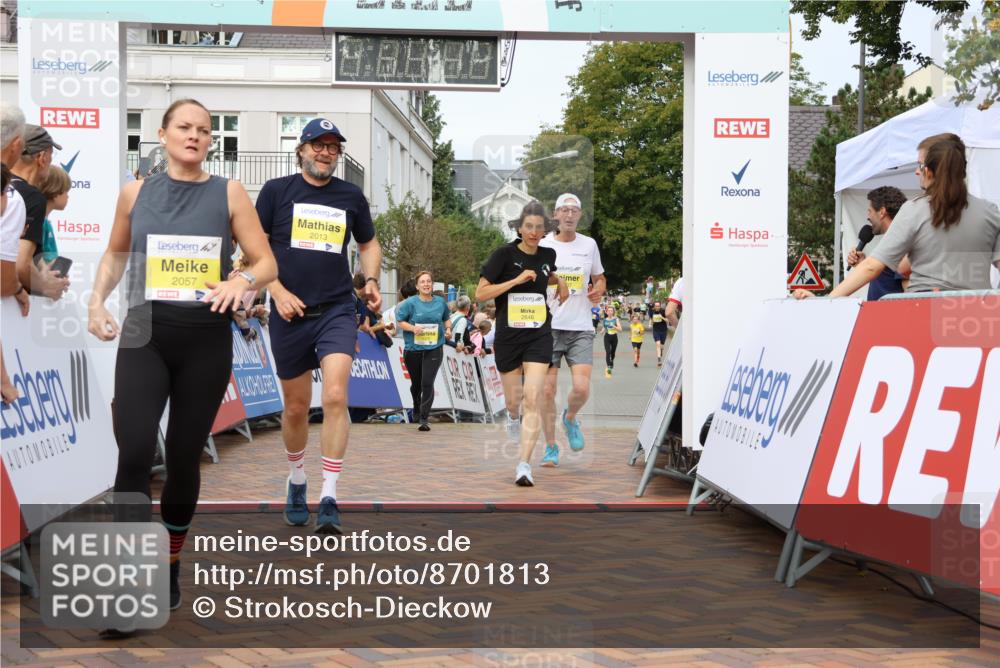 31.08.2025 - 21. Blankeneser Heldenlauf Strokosch-Dieckow http://msf.ph/oto/8701813 31.08.2025 10:26:46 Ziel 2022, 2057, 2013, 2749, 2648, 2607, 2646, 2487, 2354, 2296, 2478 meine-sportfotos.de