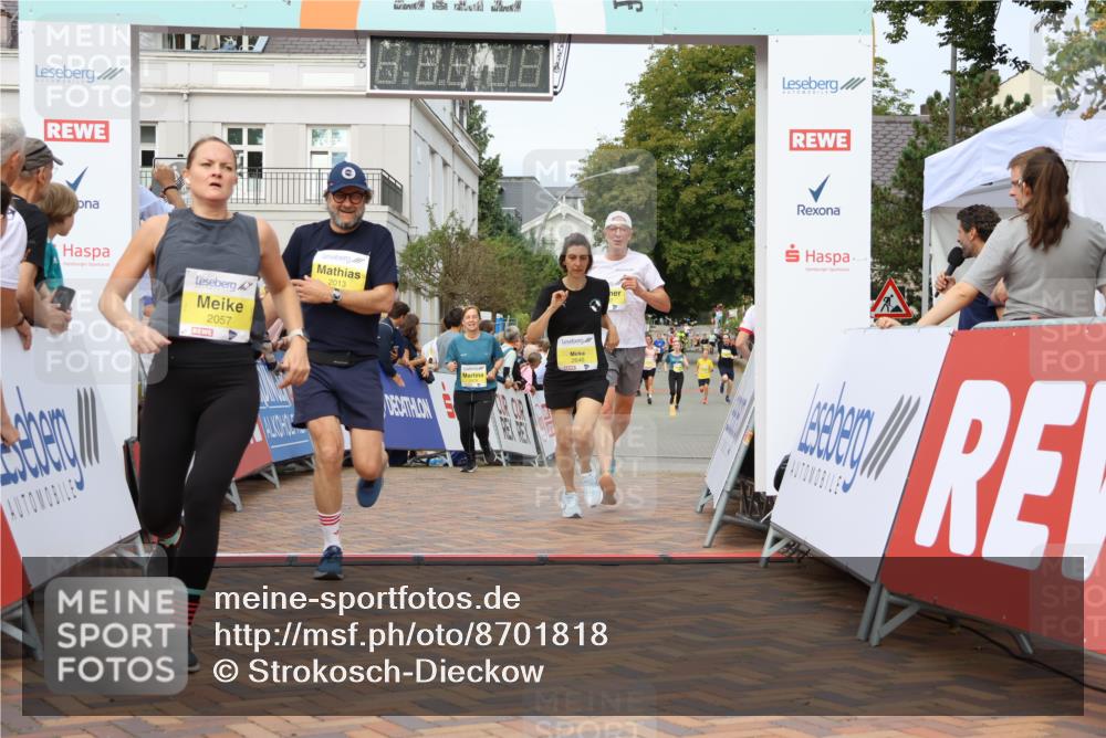 31.08.2025 - 21. Blankeneser Heldenlauf Strokosch-Dieckow http://msf.ph/oto/8701818 31.08.2025 10:26:46 Ziel 2022, 2057, 2013, 2749, 2648, 2607, 2646, 2487, 2354, 2296, 2478 meine-sportfotos.de