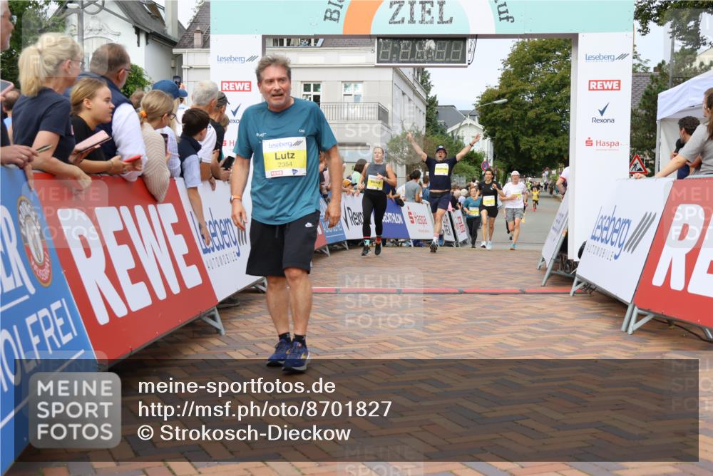 31.08.2025 - 21. Blankeneser Heldenlauf Strokosch-Dieckow http://msf.ph/oto/8701827 31.08.2025 10:26:43 Ziel 2022, 2706, 2057, 2013, 2648, 2007, 2607, 2646, 2487, 2354, 2296 meine-sportfotos.de
