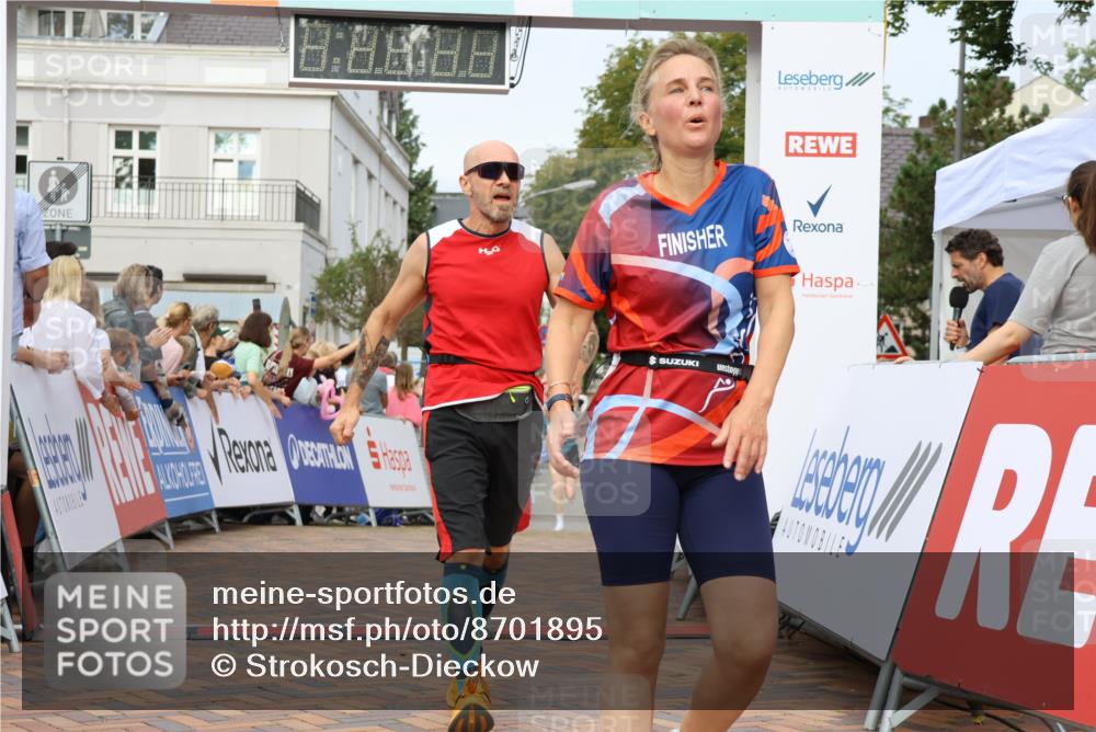 31.08.2025 - 21. Blankeneser Heldenlauf Strokosch-Dieckow http://msf.ph/oto/8701895 31.08.2025 10:26:15 Ziel 2162, 2046, 2252, 2671, 2564, 2447, 2467 meine-sportfotos.de
