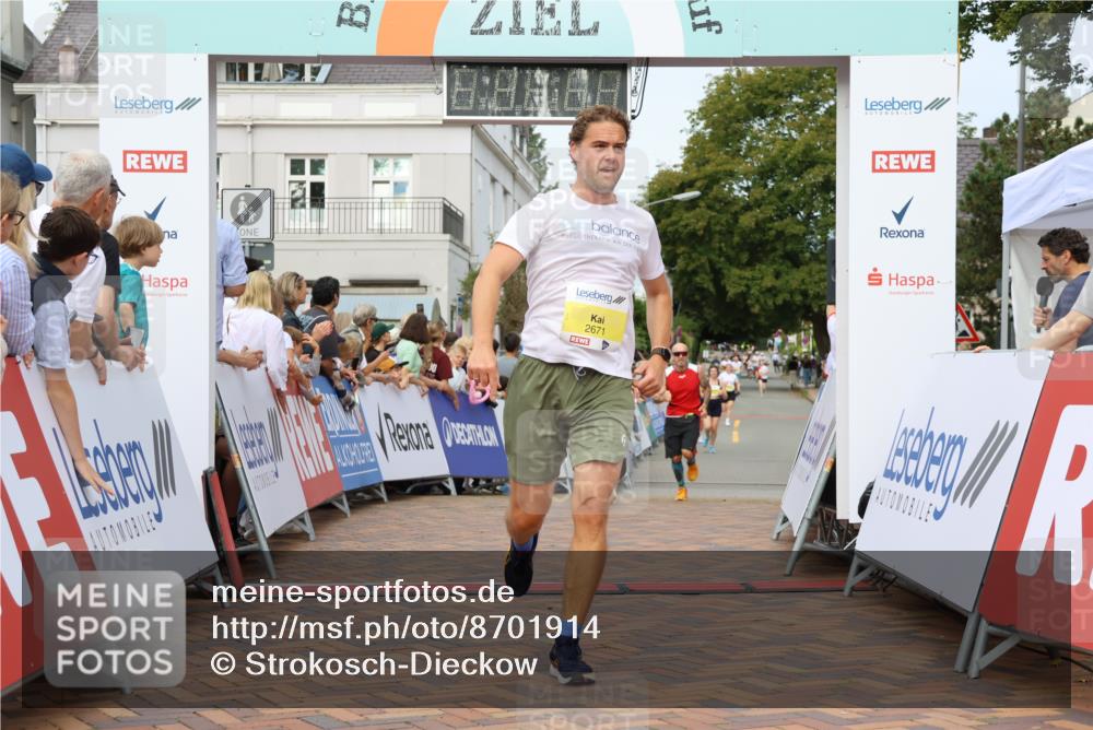 31.08.2025 - 21. Blankeneser Heldenlauf Strokosch-Dieckow http://msf.ph/oto/8701914 31.08.2025 10:26:10 Ziel 2736, 2777, 2046, 2671, 2564, 2447, 2119, 2118 meine-sportfotos.de