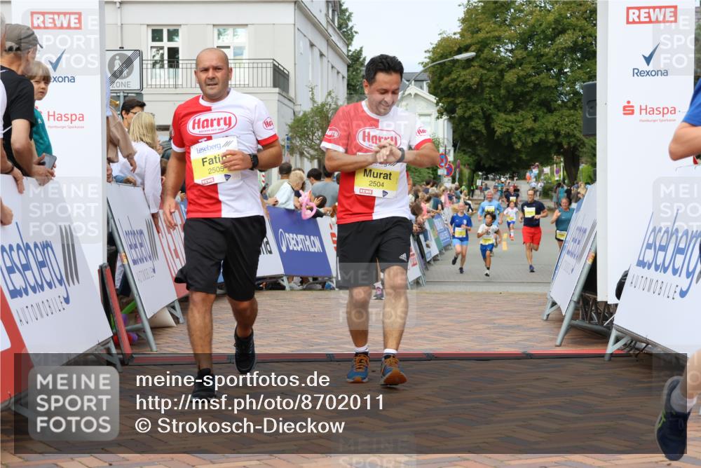31.08.2025 - 21. Blankeneser Heldenlauf Strokosch-Dieckow http://msf.ph/oto/8702011 31.08.2025 10:25:27 Ziel 2541, 2636, 2363, 2367, 2505, 2504 meine-sportfotos.de
