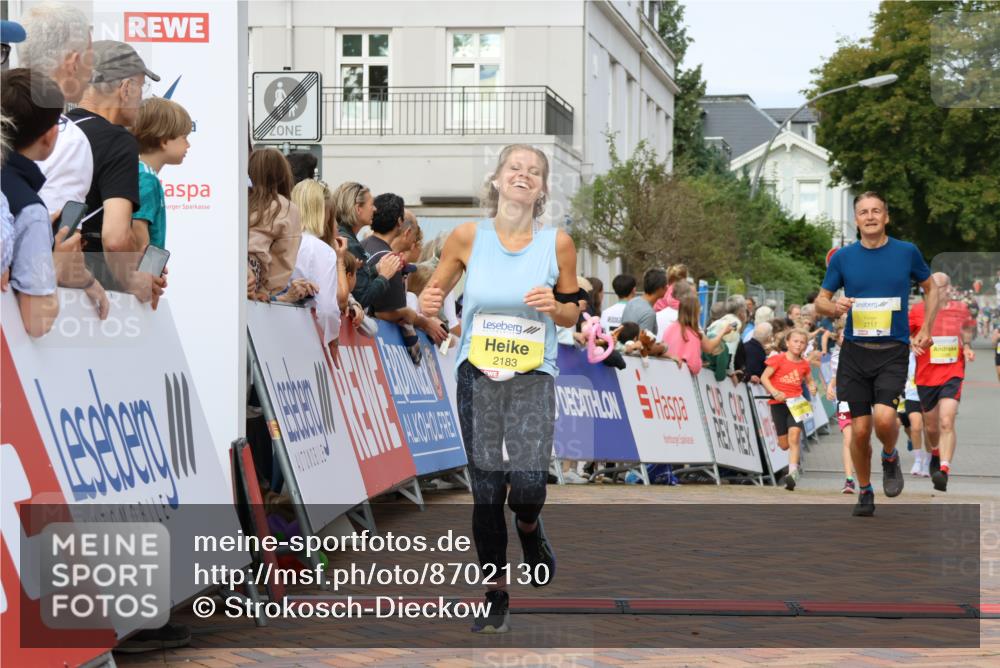 31.08.2025 - 21. Blankeneser Heldenlauf Strokosch-Dieckow http://msf.ph/oto/8702130 31.08.2025 10:25:04 Ziel 2398, 2183, 2384, 2717, 2285, 2286, 2331 meine-sportfotos.de