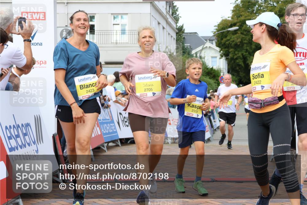 31.08.2025 - 21. Blankeneser Heldenlauf Strokosch-Dieckow http://msf.ph/oto/8702198 31.08.2025 10:29:51 Ziel 2322, 2248, 2250, 2423, 2422, 2705, 2455, 2545, 2544, 2514, 2603, 2602, 2532, 2334 meine-sportfotos.de