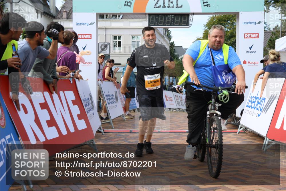 31.08.2025 - 21. Blankeneser Heldenlauf Strokosch-Dieckow http://msf.ph/oto/8702201 31.08.2025 13:41:37 Ziel 5467 meine-sportfotos.de