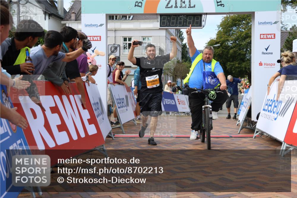 31.08.2025 - 21. Blankeneser Heldenlauf Strokosch-Dieckow http://msf.ph/oto/8702213 31.08.2025 13:41:36 Ziel 5467 meine-sportfotos.de